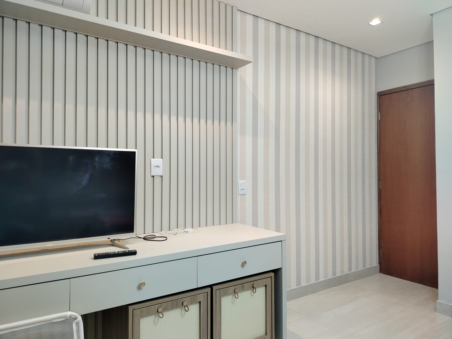 Papel de parede — decoração residencial Cotia SP